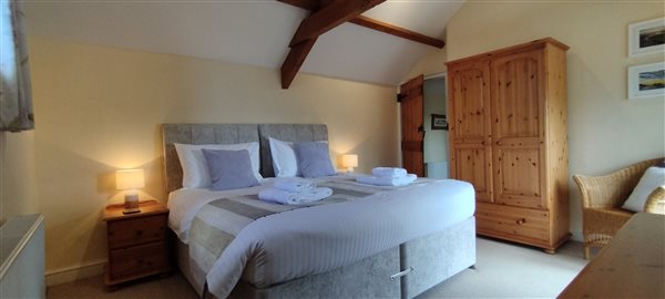 The Lodge bedroom